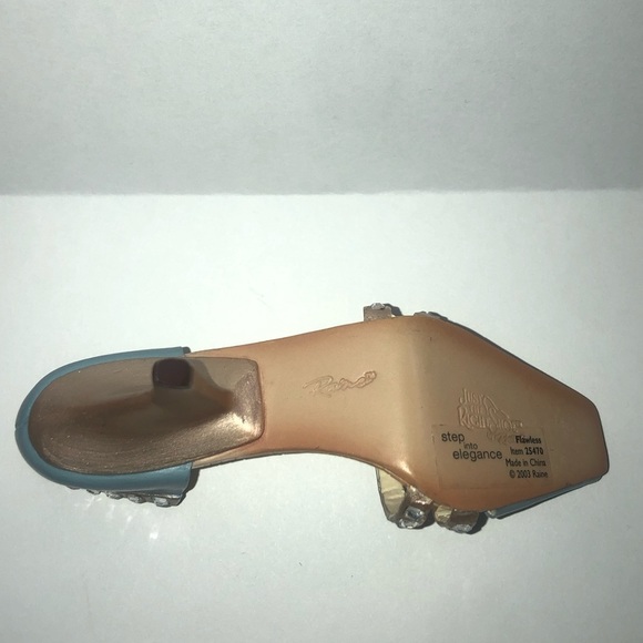 3 Miniature Collector Heels - Picture 8 of 14